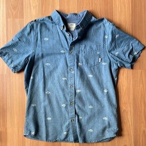 Men’s size S, shirt sleeve button down with fish print. Light denim color